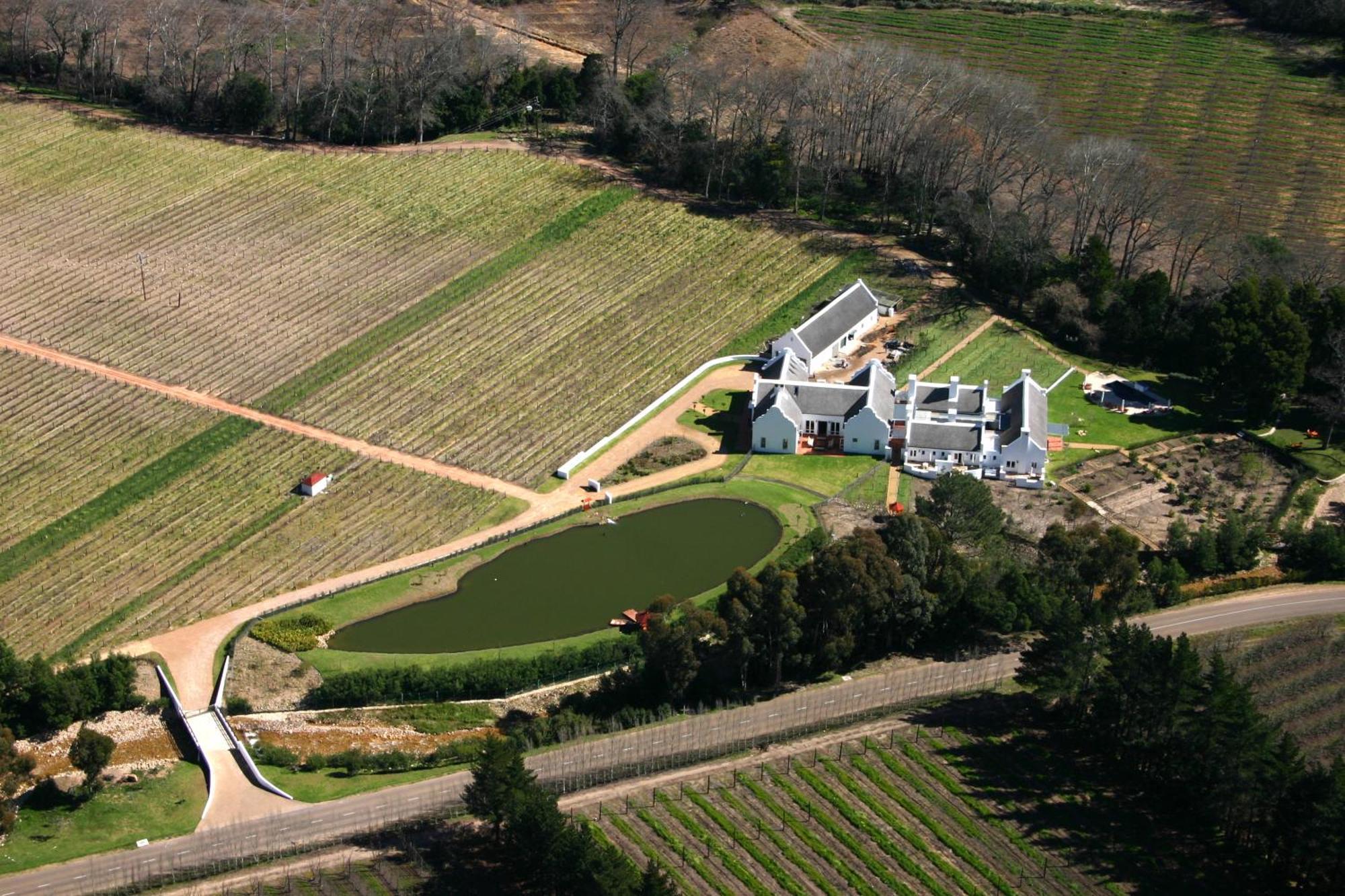 Holden Manz Country House ฟรันเชิค ภายนอก รูปภาพ